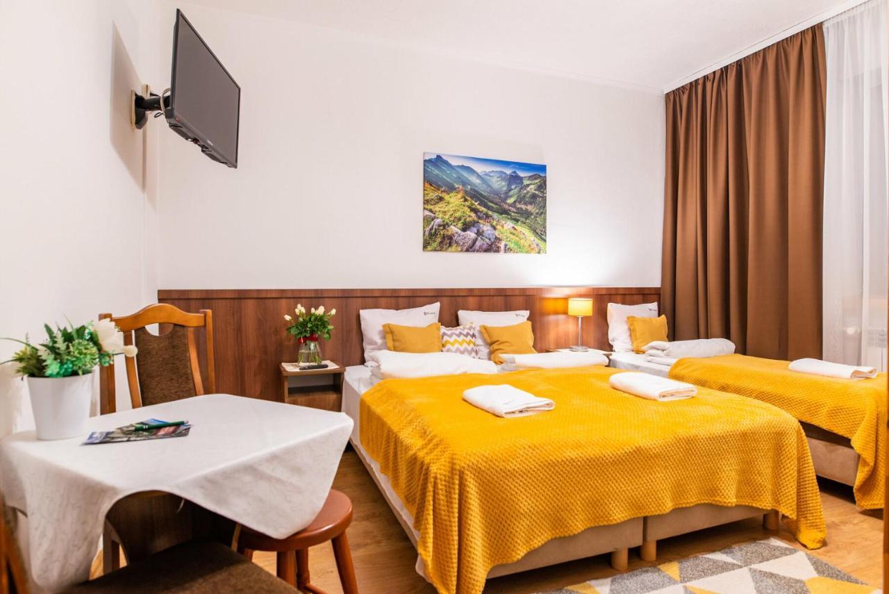 Rodzinny Dom I Apartamenty U Ciwersa Z Balia W Ogrodzie Białka Tatrzańska Exteriér fotografie