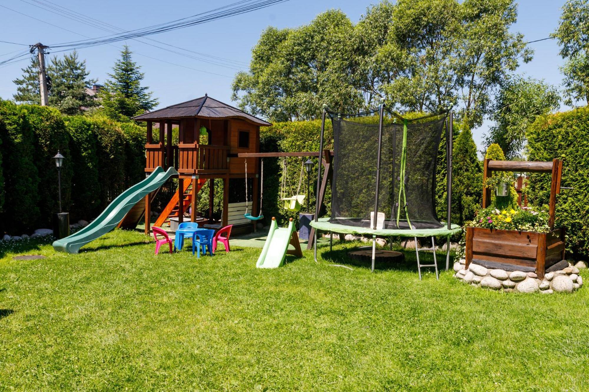 Rodzinny Dom I Apartamenty U Ciwersa Z Balia W Ogrodzie Białka Tatrzańska Exteriér fotografie